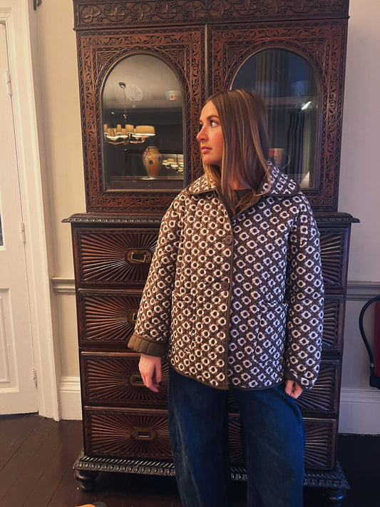 CHOCOLATE  PRINTED GEOMETRIC QUILTED JACKET